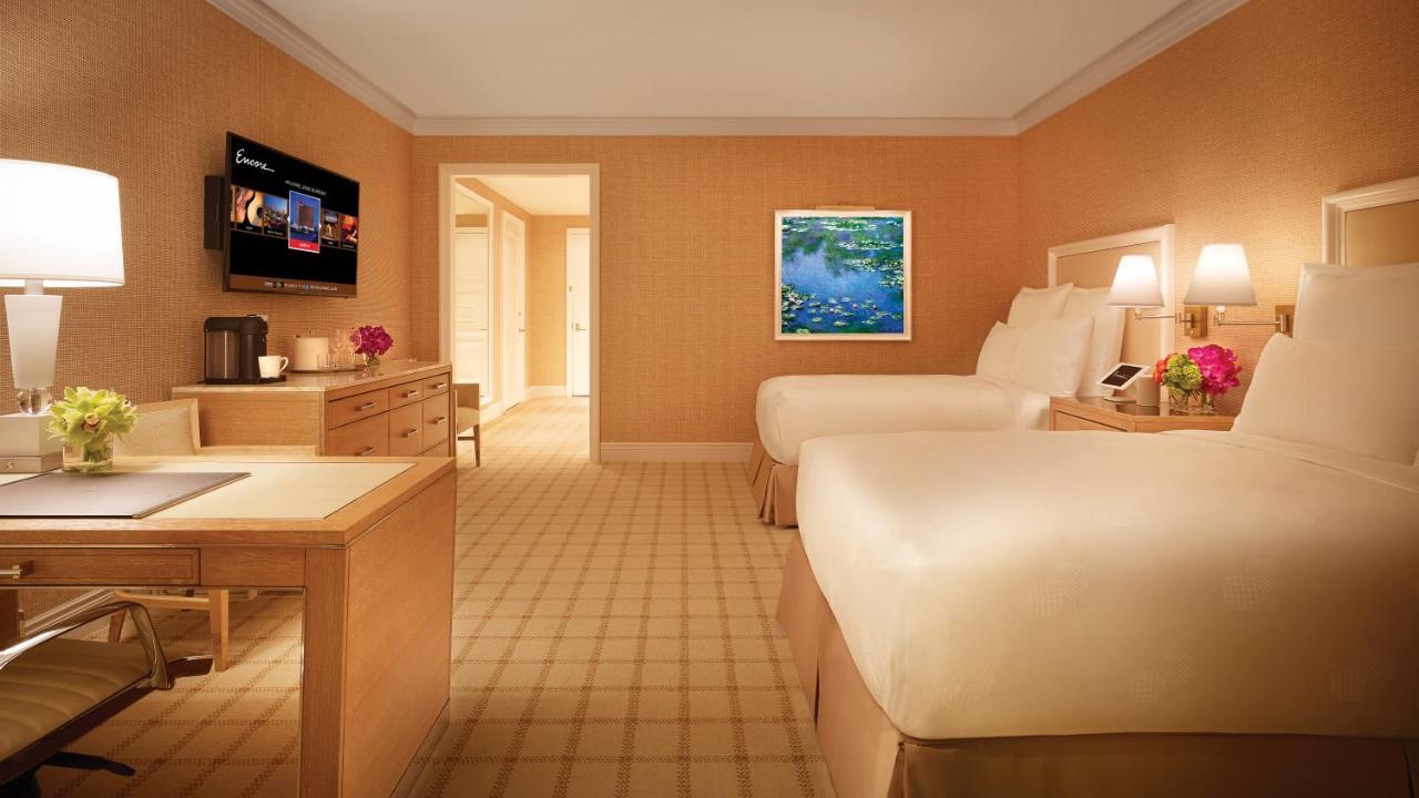 Encore Boston Harbor Everett Kültér fotó A guest room at Wynn
