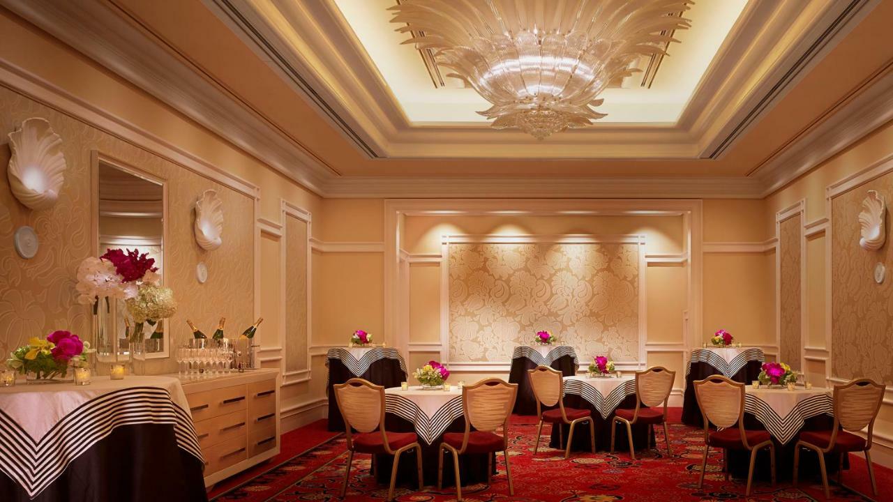 Encore Boston Harbor Everett Kültér fotó The private dining room at the restaurant